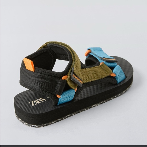 🌈 3 for $20 🌈 Colorful Kids' Sandals - Picture 3 of 8